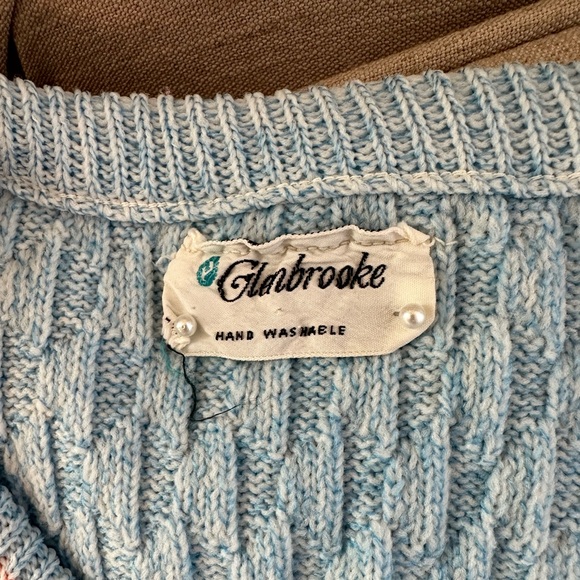 Vintage 60s/70s Glenbrooke short sleeve sweater.  Women’s size - Picture 2 of 8